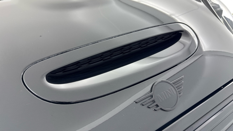 MINI Hatchback 135kW Cooper S Level 2 33kWh 3dr Auto Electric Hatchback